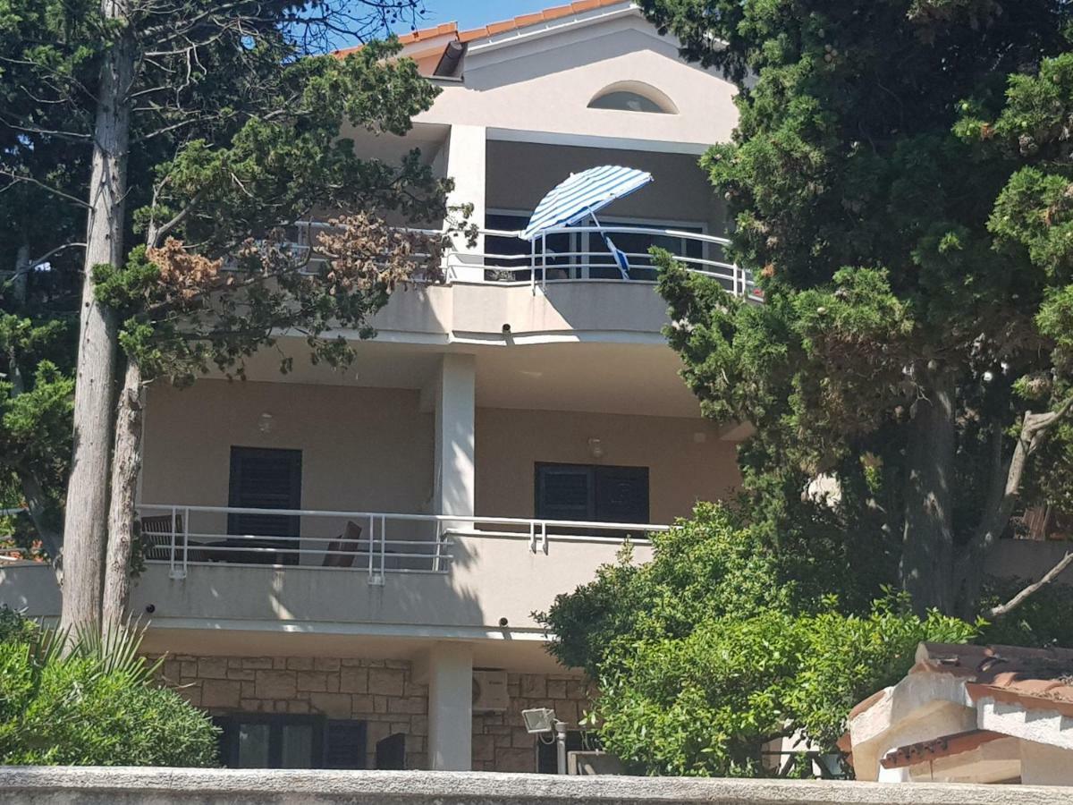 Mare Azzurro Apartments Pula Exterior foto